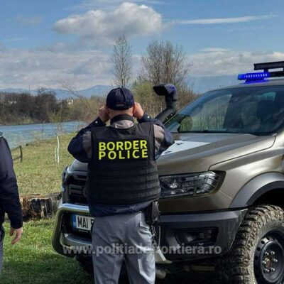 politista-de-frontiera-din-bihor,-cercetata-pentru-ca-a-folosit-arma-ca-sa-prinda-8-migranti.-sindicatul-europol-ii-ia-apararea