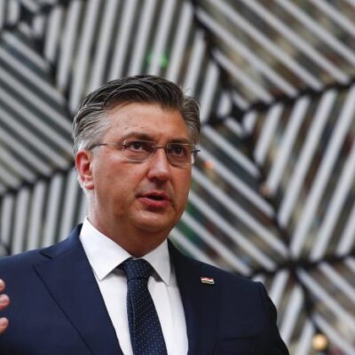 Изгласана-новата-влада-на-Хрватска:-Пленковиќ-по-трет-пат-стана-премиер-|-Макфакс