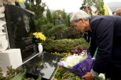 Die Asche des ehemaligen US-Botschafters in China, Leighton Stuart, wird in Hangzhou beigesetzt(88-jähriger mutmaßlicher Schießer aus Washington wegen Mordes ersten Grades angeklagt)