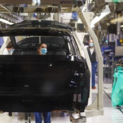 autoeuropa-garante-100%-do-salario-e-subsidio-de-turno-a-trabalhadores-em-“lay-off”
