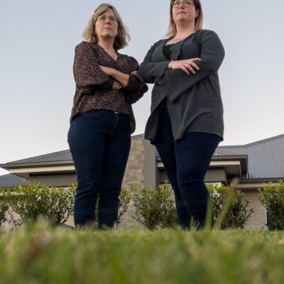 mother-and-daughter-bitten-by-fire-ants-less-than-impressed-by-lengthy-wait-for-eradication