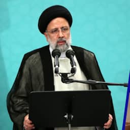 dood-president-raisi-is-een-schok-voor-iran,-maar-geen-politieke-aardbeving