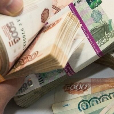 Российский-рубль-продолжает-дорожать-относительно-сома