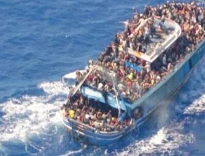 اليونان-تسقط-تهم-9-مصريين-اتهموا-بالتسبب-بغرق-قارب-مهاجرين