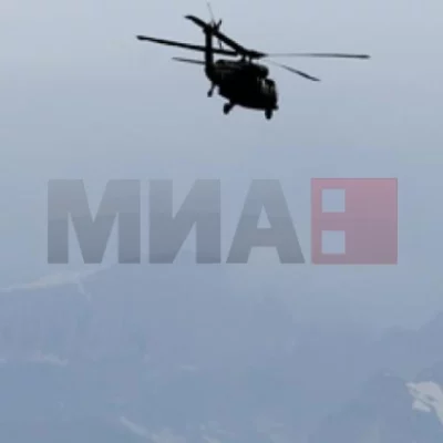 Хеликоптерот-на-ерменскиот-премиер-принудно-слета-на-стадион-поради-лошото-време-|-Либертас