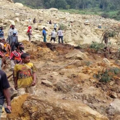 papua-new-guinea-reports-more-than-2,000-people-buried-in-landslide