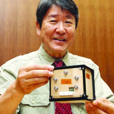 japanese-researchers-build world’s-first-wooden-satellite
