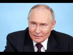 putin-warns-that-russia-could-provide-weapons-to-others-to-strike-western-targets