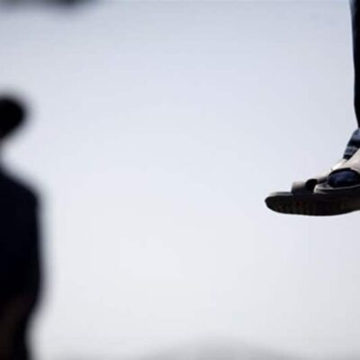 انتحار-طالبة-شنقاً-بواسطة-"شال"-ببغداد