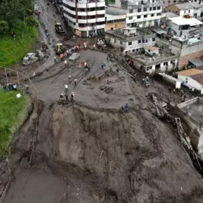 deslizamiento-de-tierra-deja-seis-muertos-y-decenas-de-desaparecidos-en-ecuador