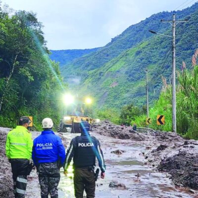 ecuador-landslide-kills-six,-injures-19