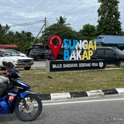 sg-bakap-blog-|-umno-supporters-will-back-us,-pn-candidate-claims