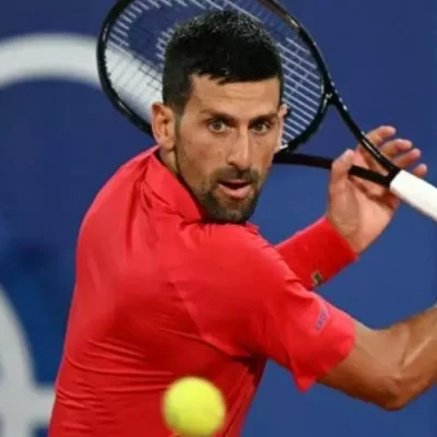 paris-2024-tenis|-djokovic-y-alcaraz-cumplen-en-la-primera-jornada