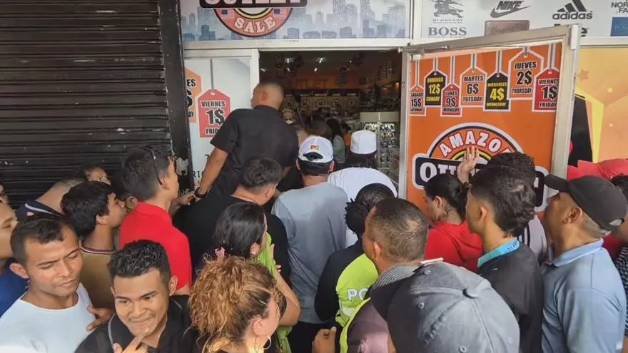 empujones-y-altercados-en-la-inauguracion-de-local-comercial-en-chiriqui:-policia-tuvo-que-intervenir