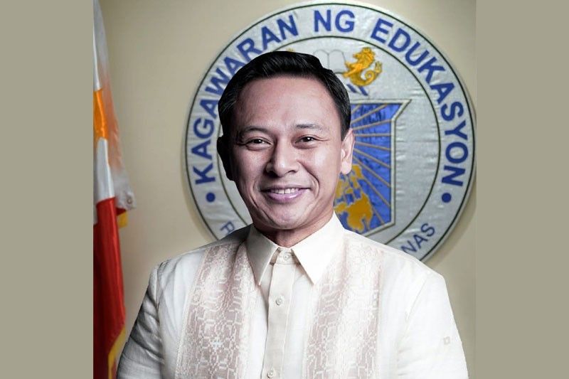 angara-wants-student-exams-to-match-pisa