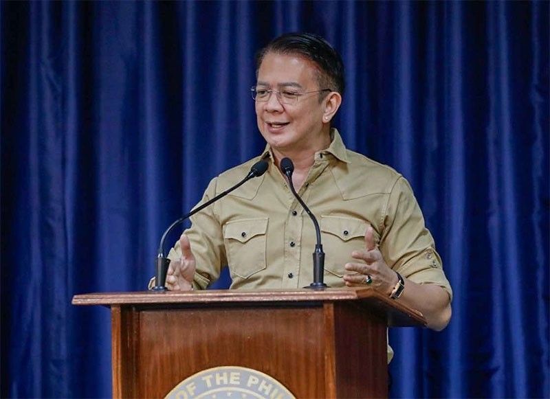 chiz-asks-for-calm-amid-‘holidays’-furor