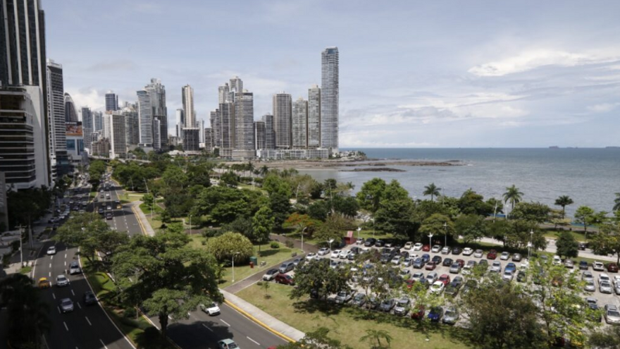 clima-en-panama:-onda-tropical-24-y-bajas-presiones-propiciaran-una-atmosfera-inestable-este-lunes