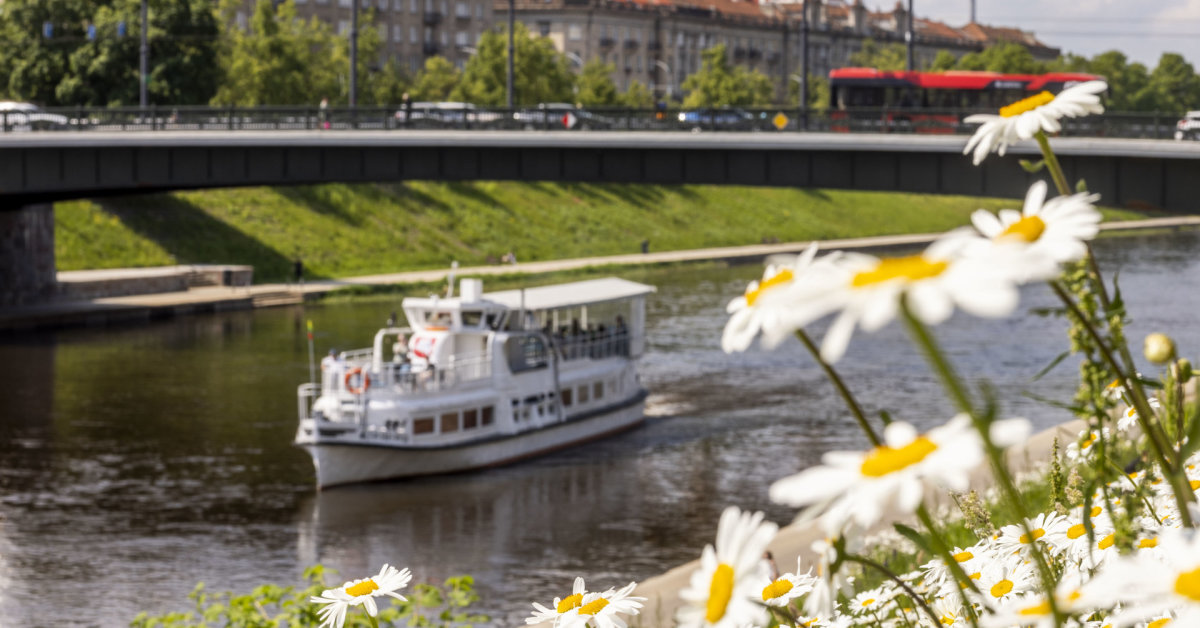 vilnius-suplanavo-nauja-visuomeninio-transporto-priemone,-bet-tai-nei-metro,-nei-tramvajus