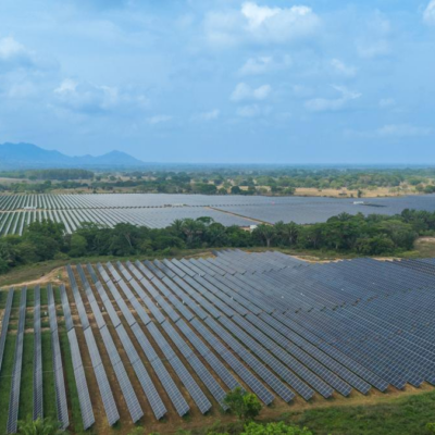 asi-es-el-parque-fotovoltaico-‘la-mata’-en-cesar-:-cuenta-con-176.700-paneles-solares-para-llevar-luz-a-106-mil-hogares