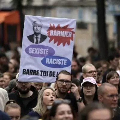 mas-de-100-mil-manifestantes-de-izquierda-protestan-en-francia-contra-el-nuevo-primer-ministro