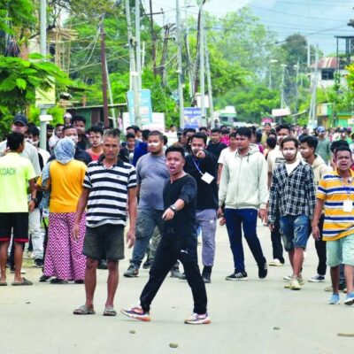 five-killed-as-violence-flares-in-restive-indian-state