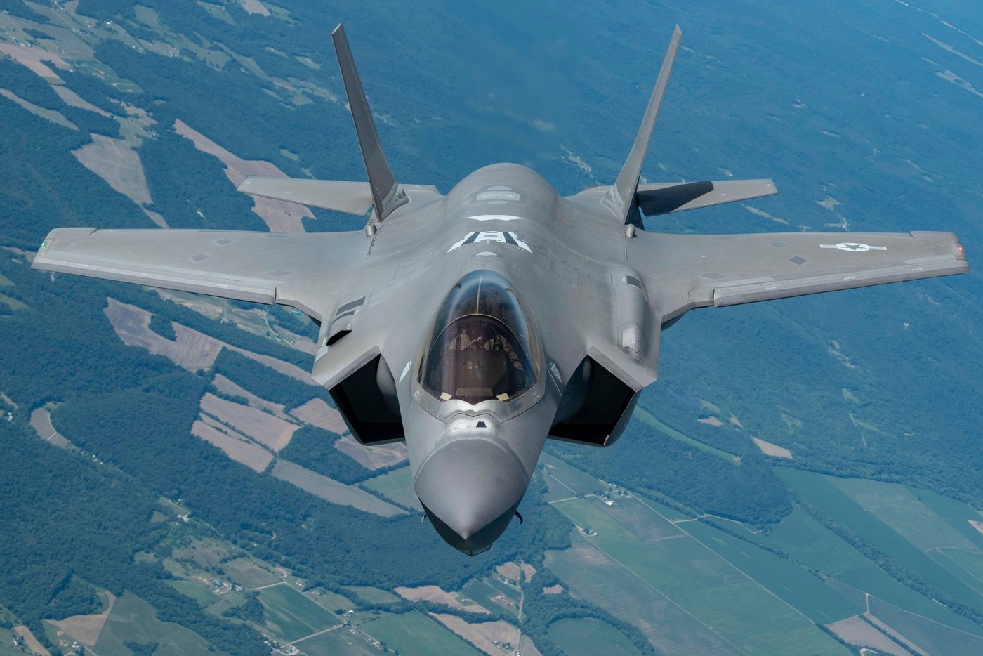 sua-au-aprobat-vanzarea-a-32-de-avioane-f-35-catre-romania.-ambasada-americana-anunta-termenul-pentru-prima-livrare