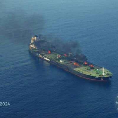 salvage-operation-for-stricken-red-sea-tanker-underway