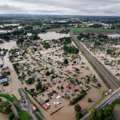 patru-morti-si-stare-de-urgenta-in-polonia,-din-cauza-furtunii-boris.-imaginile-catastrofei