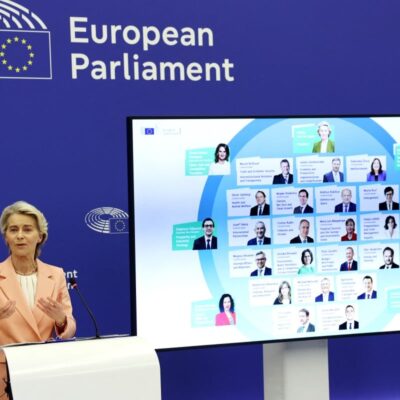 eu-shifts-right-as-new-team-of-commissioners-unveiled