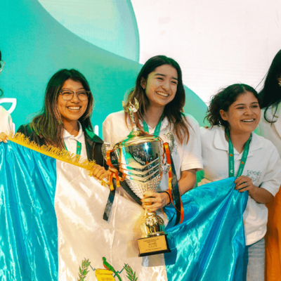 estudiantes-guatemaltecas-ganaron-el-primer-lugar-en-la-competencia-tech4good-2024