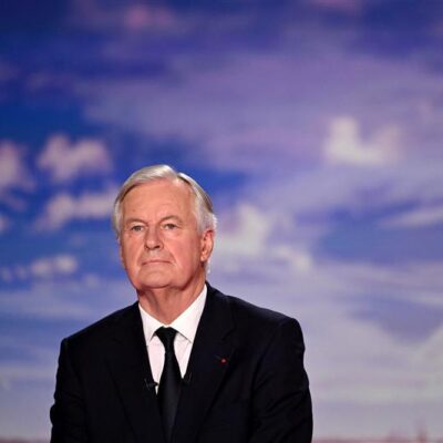 en-direct-–-le-nouveau-gouvernement-barnier-effectue-ses-grands-debuts