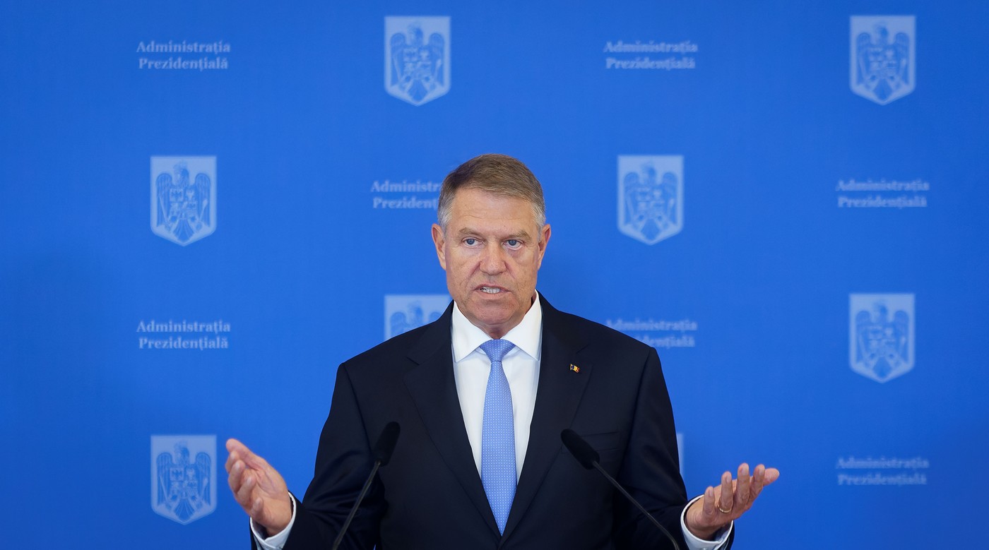 decizie-definitiva:-doua-imobile-din-sibiu-ale-lui-klaus-iohannis-revin-statului,-iar-presedintele-trebuie-sa-dea-inapoi-260.000-euro