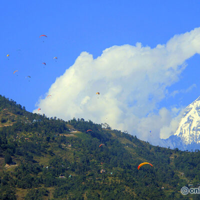 पोखराको-पाराग्लाइडिङमा-नयाँ-शुल्क-:-घन्टाको-१२-हजार-७५०-रुपैयाँ