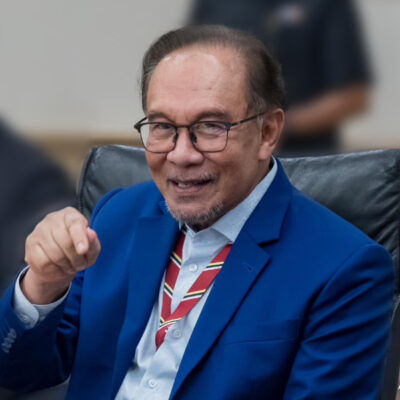 i’ve-been-accused-of-everything,-except-sleeping-with-cows,-anwar-says