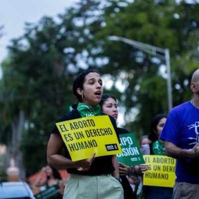 enmiendan-reglamento-de-centros-de-terminacion-de-embarazo-pese-a-oposicion