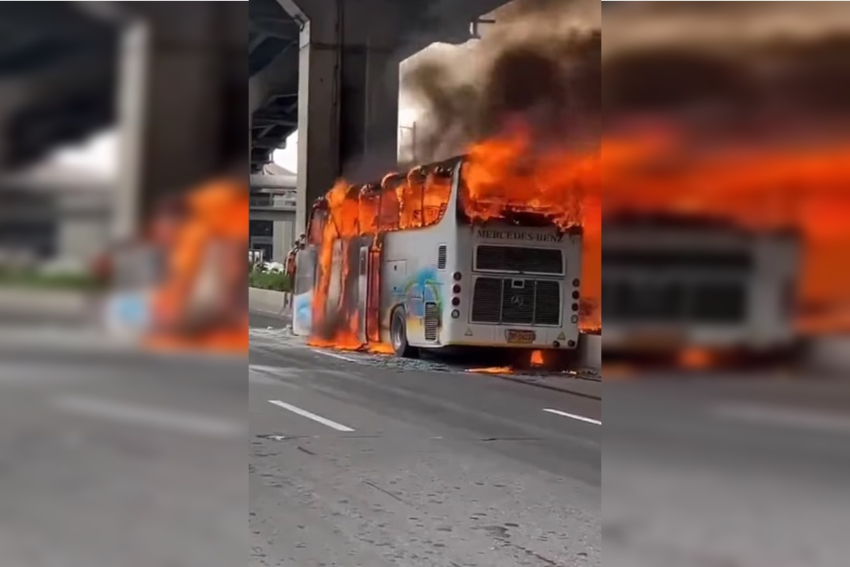 incendio-em-onibus-escolar-na-tailandia-deixa-mais-de-20-mortos.-video