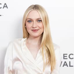 dakota-fanning-hekelt-interviewvragen-die-ze-als-kindster-kreeg