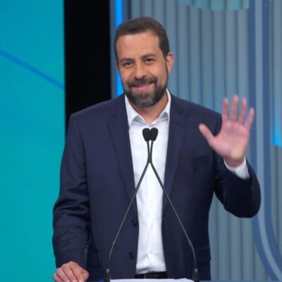 boulos-evita-citar-nome-do-mtst-ao-falar-sobre-habitacao-em-debate