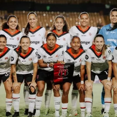 panamena-kenia-rangel-y-alajuelense-dominadas-por-tigres-femenil-en-concacaf-w-champions-cup