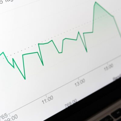 i-mercati-azionari-continuano-a-indebolirsi.-focus-sull’oro