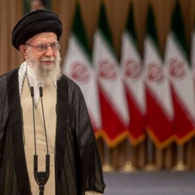 el-lider-supremo-de-iran-defiende-los-ataques-contra-israel-en-un-inusual-discurso-publico