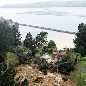 dunedin-flooding:-nine-properties-‘red-stickered’-amid-slip-damage