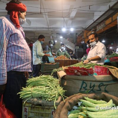 प्याज-किलोमा-१०-रुपैयाँ-घट्यो,-यस्तो-छ-कालीमाटीमा-तरकारी-भाउ