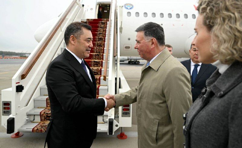 president-sadyr-japarov-arrives-in-moscow-for-working-visit