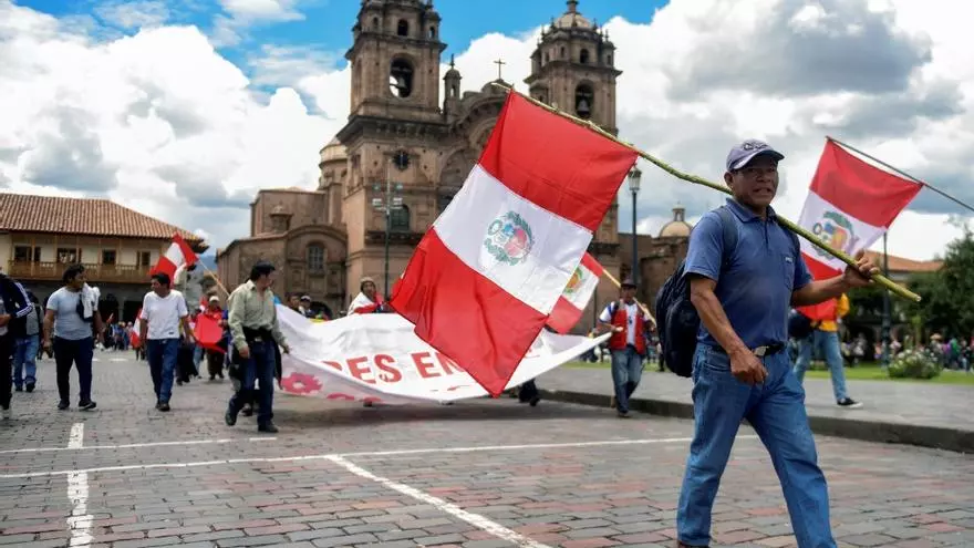 transportistas-y-comerciantes-protestan-contra-extorsiones-en-peru