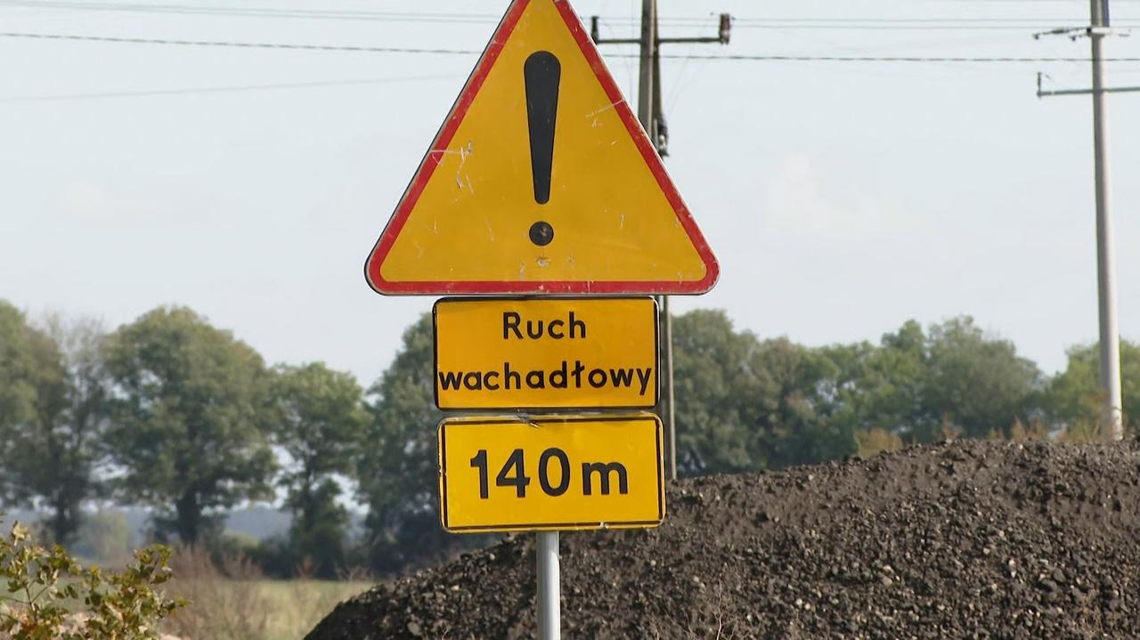 wprowadzili-ruch-“wachadlowy”