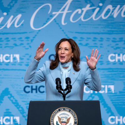 ¿los-hombres-de-estados-unidos-son-reacios-a-votar-por-una-mujer?-partidarios-de-kamala-harris-abordan-el-tema