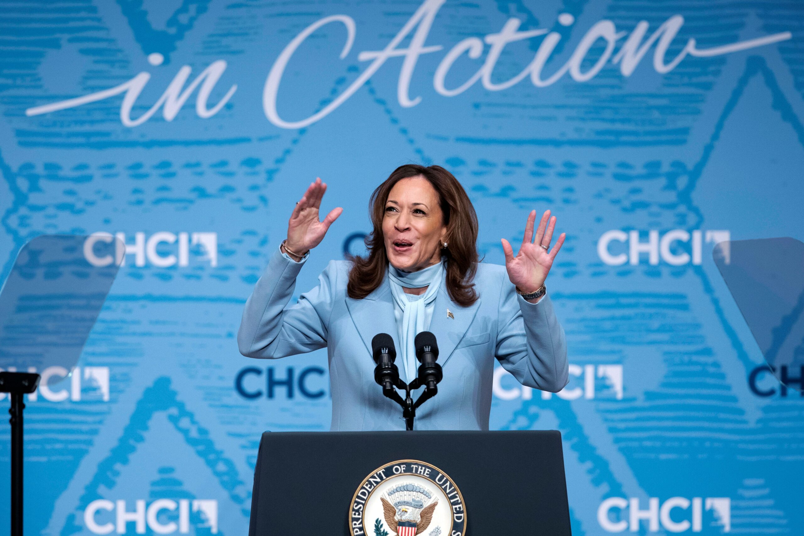 ¿los-hombres-de-estados-unidos-son-reacios-a-votar-por-una-mujer?-partidarios-de-kamala-harris-abordan-el-tema