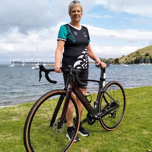 mount-maunganui-triathlete-margaret-dalziel,-75,-bound-for-world-champs