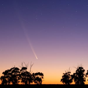 kiwis-have-chance-to-glimpse-‘once-in-a-lifetime’-comet-not-seen-in-last-80,000-years